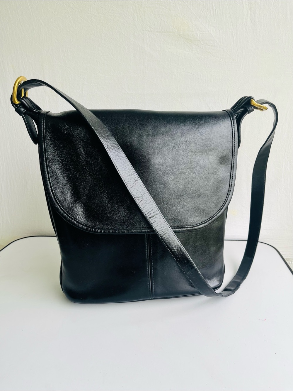 VINTAGE COACH 4115 WHITNEY BLACK LEATHER CROSSBODY DUFFLE  BAG - Picture 4 of 13